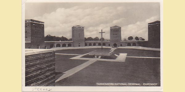 Pocztówka : Stębark (Tannenberg) - Nationaldenkmal Ehrenhof