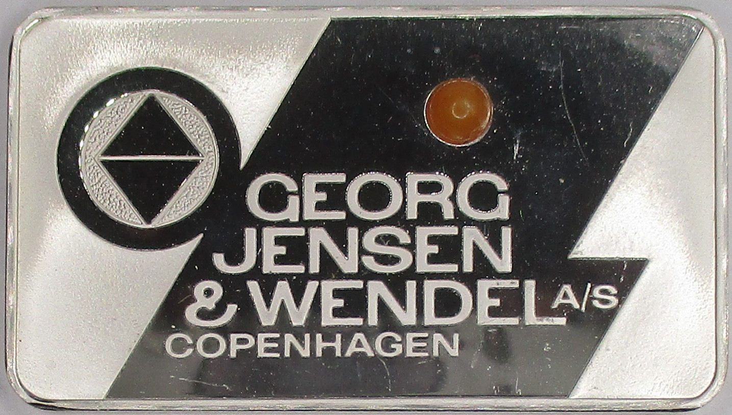 The Official Gem-Ingots Georg Jensen and Wendel z bursztynem