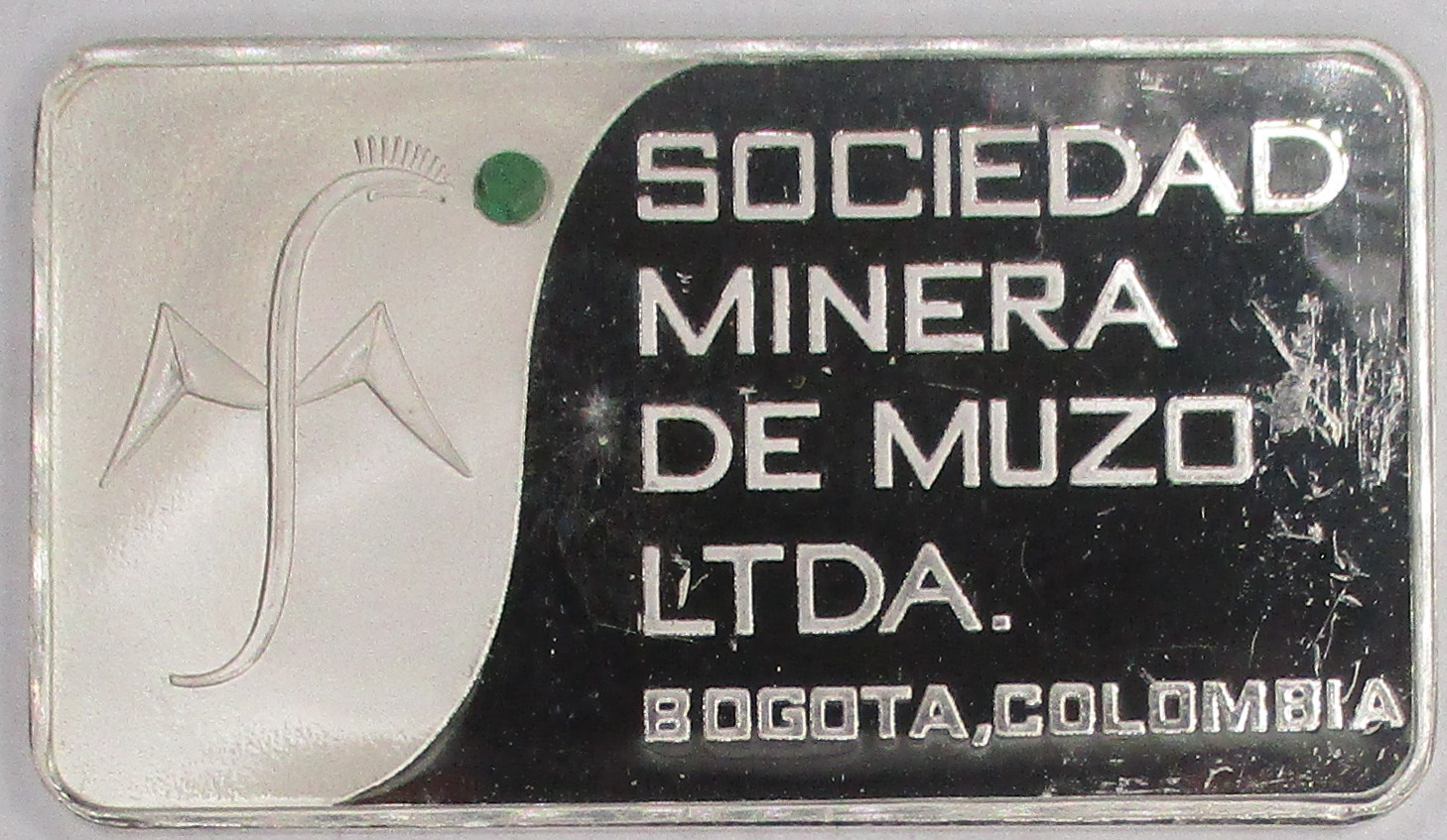 The Official Gem-Ingots Sociedad Minera de Muzo ltda ze szmaragdem